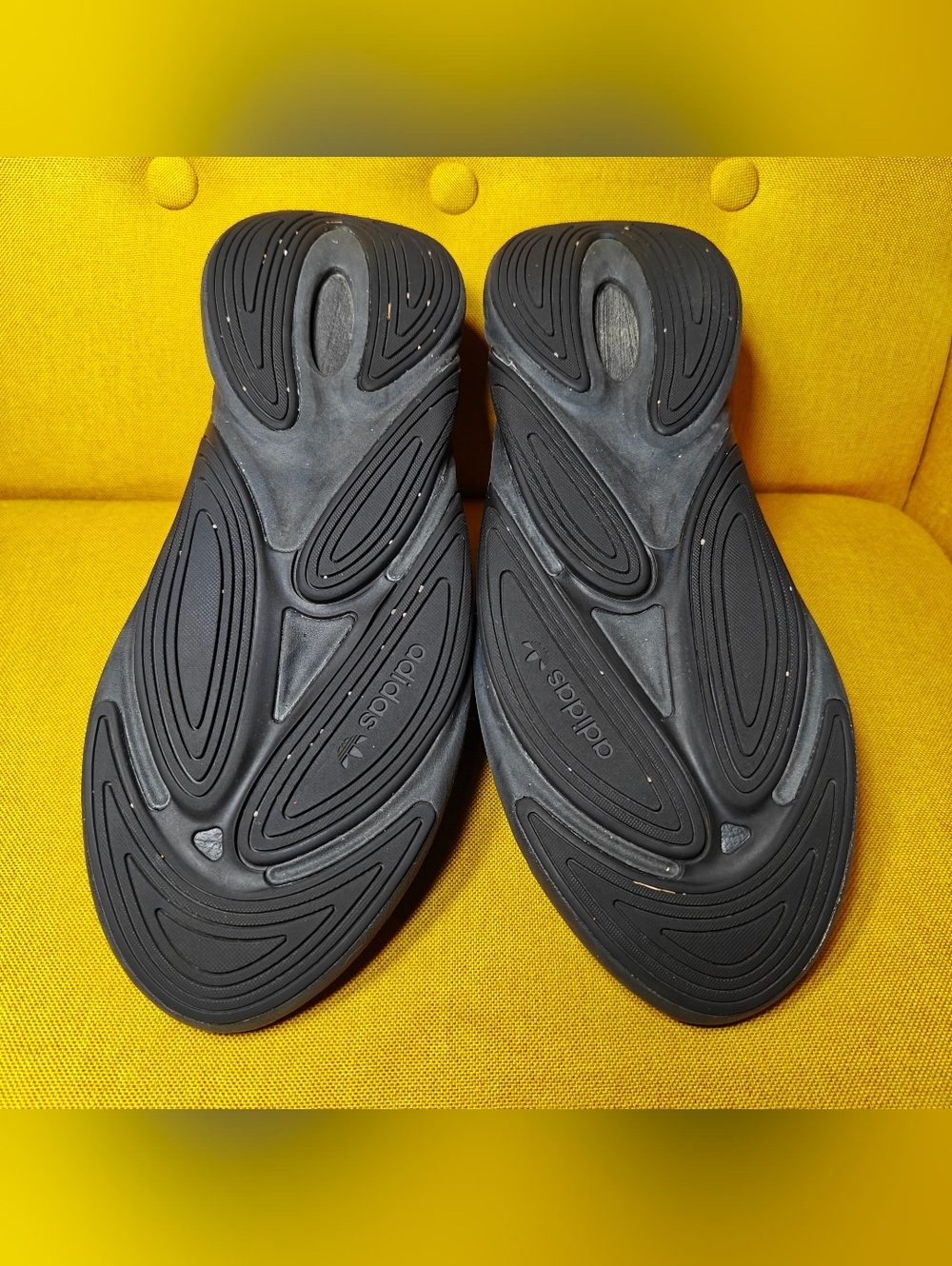 Adidas Originals Ozelia Triple Black Carbon Adiprene Sneakers Men's Shoe Size 10 - Picture 8 of 9